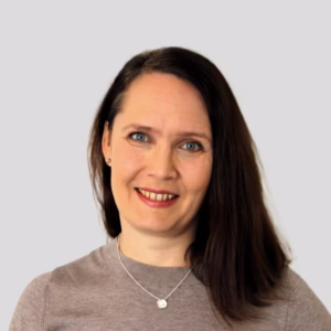 Reija Selin, Luotuan perustaja ja sertifioitu coach, joka auttaa rakentamaan toimivaa ja tavoitteellista työarkea